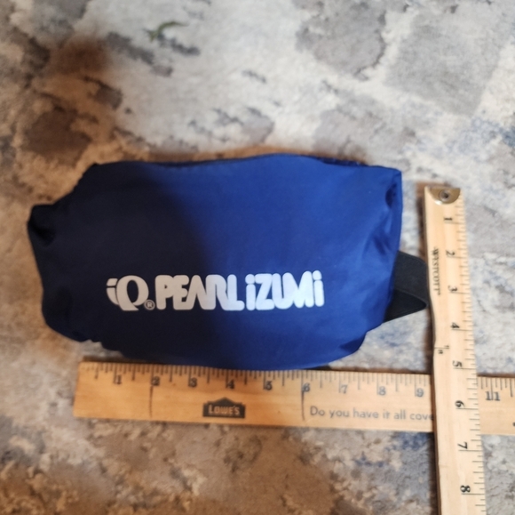 Pearl Izumi Zephrr packable blue cycling jacket. Size small. - Picture 5 of 16